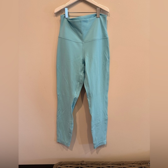 lululemon athletica Pants - EUC lululemon leggings